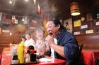 ロバート秋山＆森三中、これまでスルーしていた新潟の王道名物グルメを堪能する旅