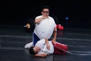 ラストの罰ゲームでシャツの中に巨大風船を仕込まれた宮川大輔と、勝利したものの結局巻き添えを食らうダイアン津田