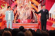 ファイナルステージで漫才を披露するドンデコルテ