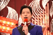 優勝者会見に臨む滝音さすけ
