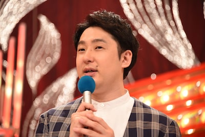 優勝者会見に臨む滝音・秋定