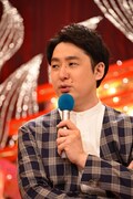 優勝者会見に臨む滝音・秋定