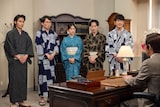 「三津谷の部屋」。左から水上恒司、シソンヌじろう、西田尚美、川西賢志郎、ココリコ田中