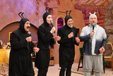 取材会に出席した空気階段・鈴木もぐら、Snow Manの深澤辰哉、くりぃむしちゅー有田、ロングコートダディ兎