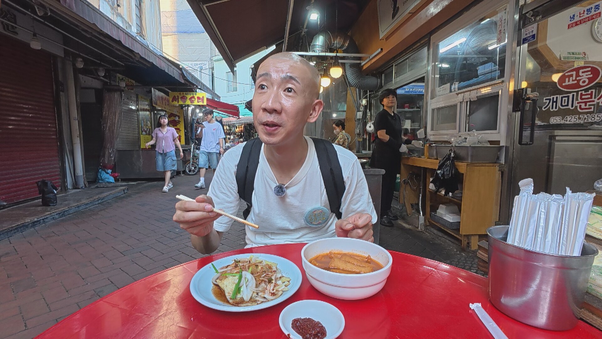 ひょうろく、韓国のディープタウンで友達作り　パンプキンポテトフライは険悪ムード