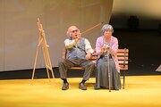 「さらば青春の光 単独LIVE『九官鳥』」より、コント「晩恋」のワンシーン