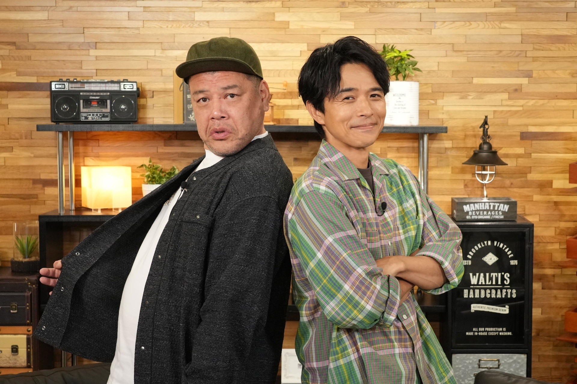 左から野性爆弾くっきー！、井ノ原快彦 [画像ギャラリー 1/5] - お笑い