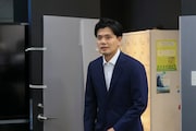 CM撮影に臨むマユリカ阪本