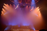 シルク・ドゥ・ソレイユ「ダイハツ トーテム」公開リハーサルの様子。