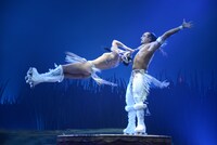 シルク・ドゥ・ソレイユ「ダイハツ トーテム」公開リハーサルの様子。