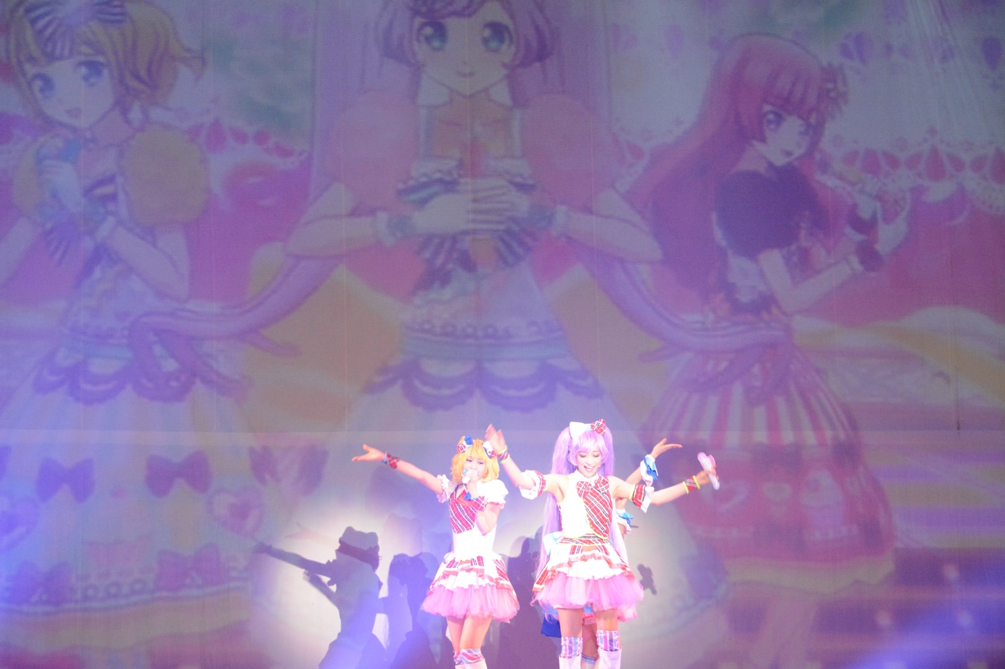 「ライブミュージカル『プリパラ』み～んなにとどけ！プリズム☆ボイス」公開リハーサルの様子。