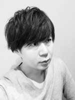 20日演出の眞鍋卓嗣。