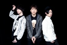 左から北村諒、宮崎秋人、松田凌。