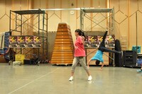 「マッスルミュージカル～ふしぎの国のアリス～」公開稽古の様子。