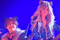 「SHOW BY ROCK!! MUSICAL～唱え家畜共ッ！深紅色の堕天革命黙示録ッ！！～」公開ゲネプロの様子。