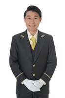 鈴村健一演じるイワオイワオ。