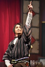 小澤亮太演じる江戸川乱歩。