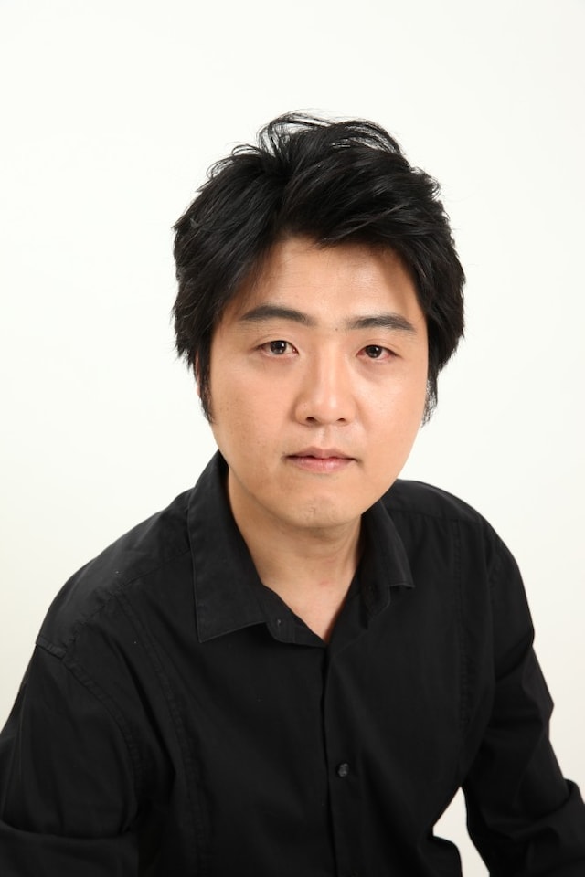 古川健。1978年生まれ。劇団チョコレートケーキ座付劇作家。（撮影：塩谷安弘）