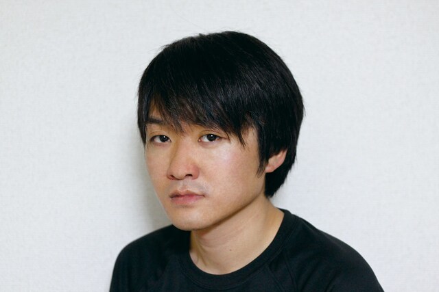 柳沼昭徳。1976年生まれ。烏丸ストロークロック主宰、劇作家・演出家。