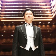 デビュー25周年の石丸幹二、フルオーケストラで名ナンバーを熱唱
