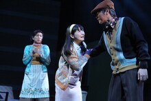 演劇集団キャラメルボックス2016 ダブルチャレンジ 「クロノス・ジョウンターの伝説『フォーゲット・ミー・ノット』」より。（撮影：伊東和則）