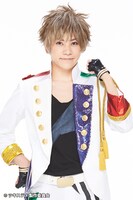 笹翼演じる神無月郁。