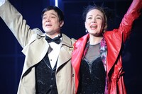 「パルコ・ミュージック・ステージ『ショーガール～こんな出会いも悪くない～』アンコール公演」公開稽古の様子。