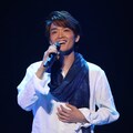 井上芳雄 シングス ディズニー 放送決定 3週連続 よしお本祭り ステージナタリー 井上芳雄 シングス ディズニー 放送決定 3週連続 よしお本祭り ステージナタリー
