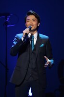 2015年に開催された「井上芳雄シングスディズニー～ワン・ナイト・ドリーム！」より、井上芳雄。