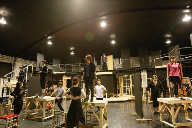 ミュージカル「グランドホテル」RED＆GREENチームの稽古場映像公開