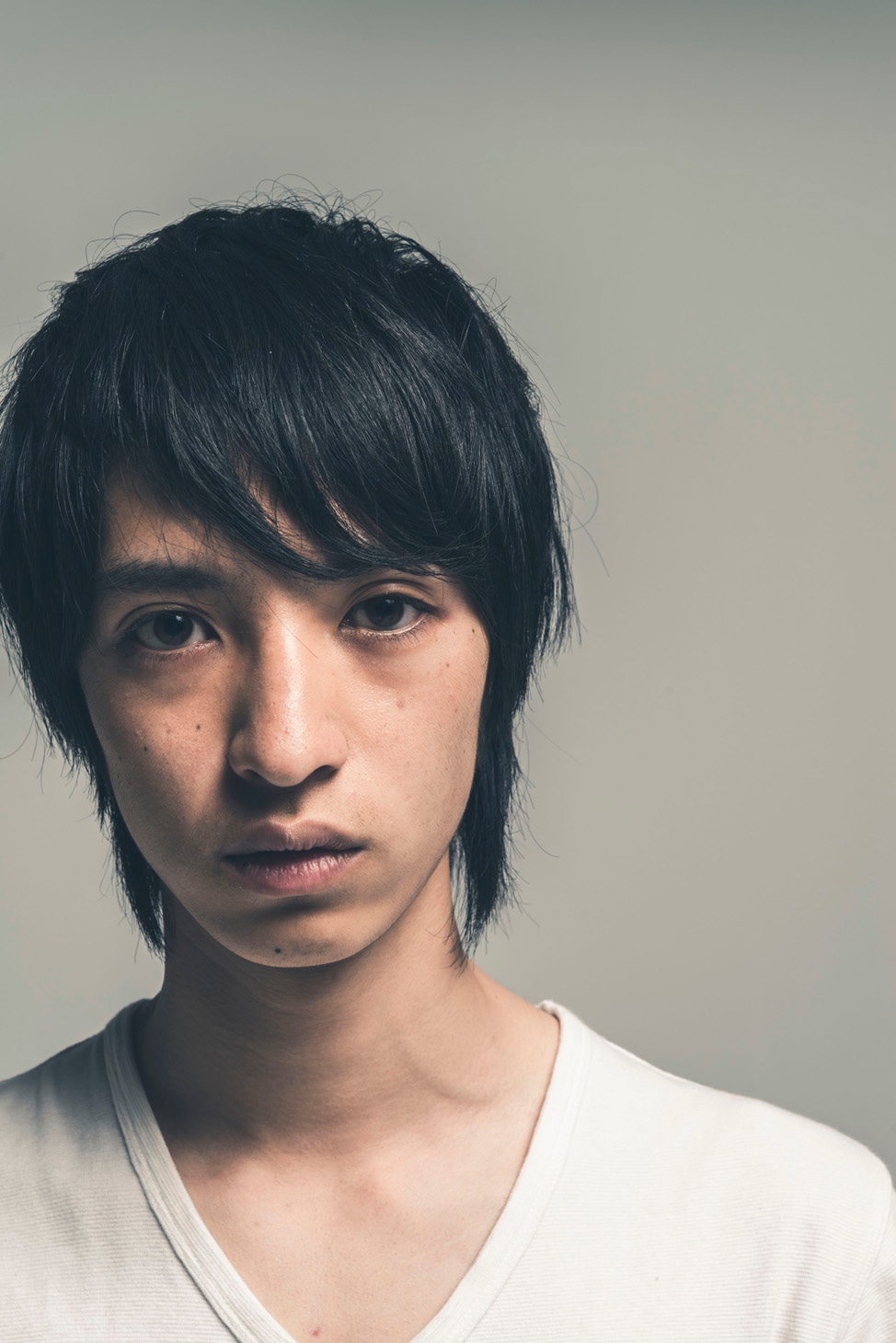 春日高男を演じる清水尚弥。