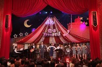 「松尾スズキアワー『恋はアナタのおそば』」より。(c)NHK