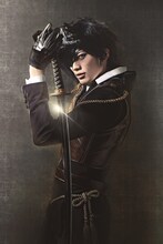 東啓介演じる燭台切光忠。