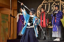 大和守安定役の鳥越裕貴。