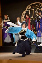 大和守安定役の鳥越裕貴。