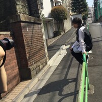 「舞台男子」撮影中の小越勇輝。