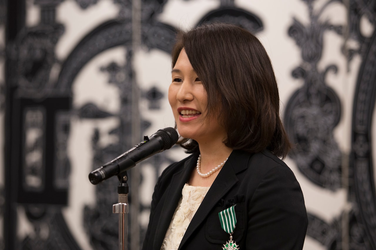 芸術公社の代表理事・相馬千秋が、フランスの芸術文化勲章シュヴァリエを受章