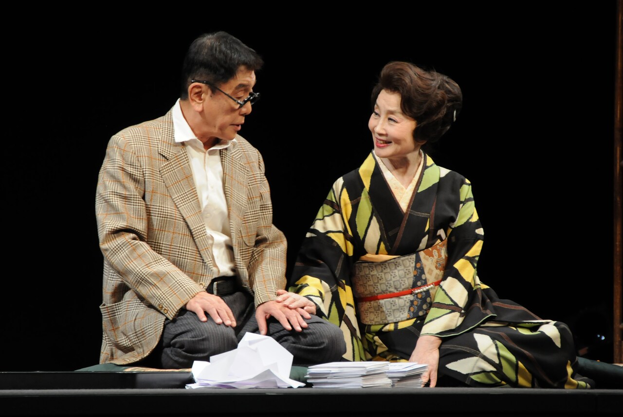 井伏鱒二の中編コメディ「集金旅行」、劇団民藝が5～8月に全国巡演