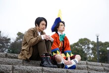 「パラノイア★サーカス a year after」より。左から江戸川乱歩（小澤亮太）、コバヤシ少年（松田凌）。