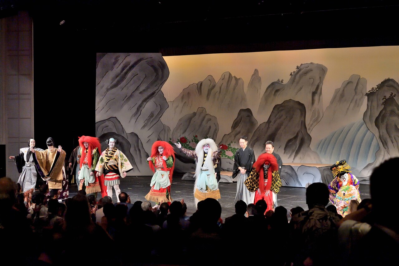 新作歌舞伎「獅子王」染五郎主演でラスベガスにて開幕、下駄タップも