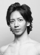 ロットバルト役の杉野慧。