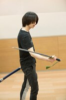 殺陣稽古を行う北村諒。