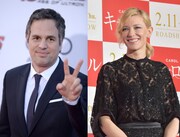 左からマーク・ラファロ（写真提供：Lionel Hahn / AbacaUsa / Newscom / ゼータ イメージ）、ケイト・ブランシェット。