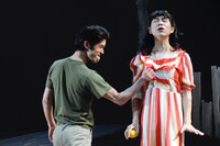 猫のホテル「苦労人」2007年上演時の様子。