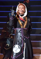 佐伯大地演じる岩融。第2部のライブより。