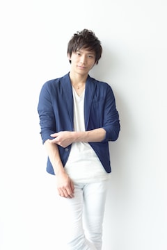 ちるらん 新撰組鎮魂歌 大阪で開幕 初舞台のda Ice岩岡 花村が奮闘 ステージナタリー