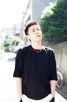 「舞台男子」第3回の撮影に臨んだ、神永圭佑。（撮影：江藤はんな）