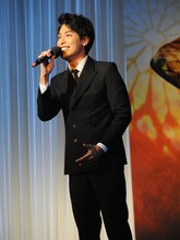 カジモド役候補の海宝直人。