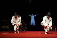 「イナバとナバホの白兎」より。（撮影：Jean Couturier）