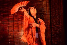 和田琢磨演じる春琴。